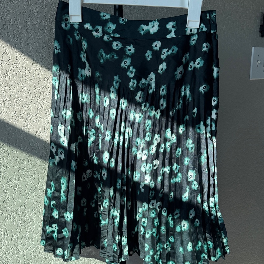 Simply Vera Vera Wang Green Floral Midi A-Line Skirt